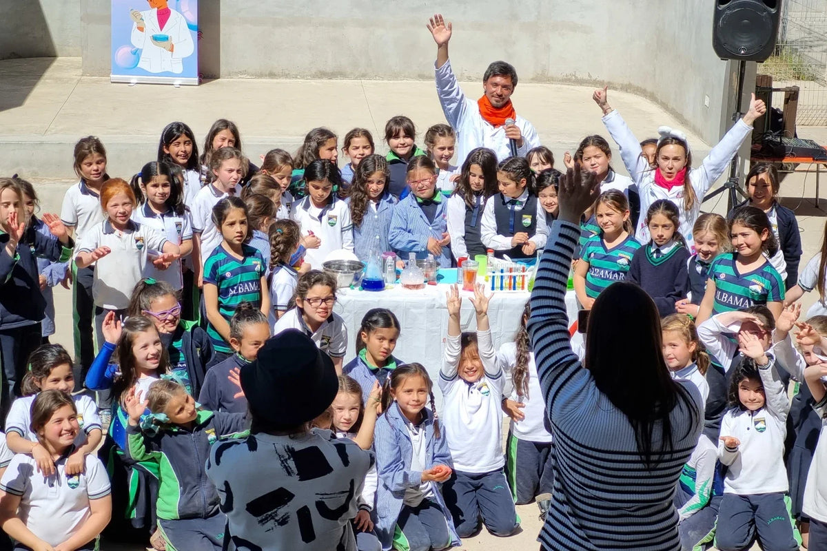 Fiesta de fin de año escolar: show científico para colegios y jardines